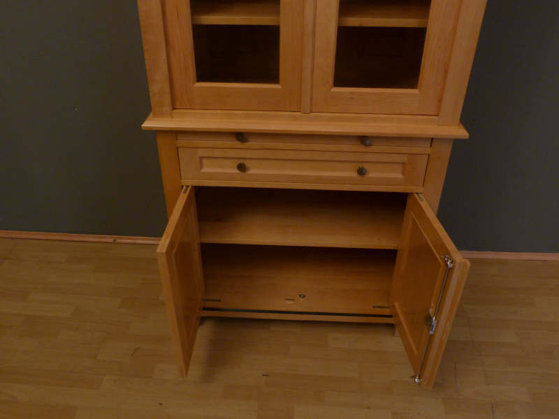 Massivholz Bücherregale nach Maß, Bücher/Geschirrschrank