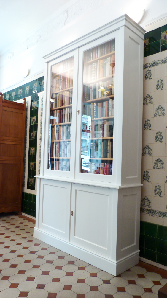 Bibliotheksschrank, massiv Erle