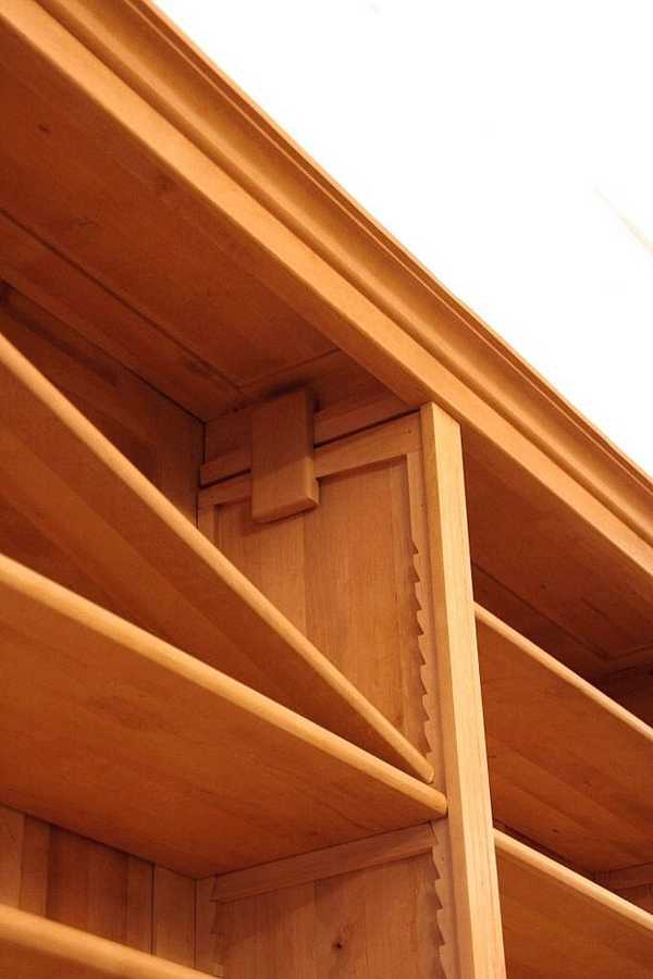 obere Holzklammer am Bücherregal DREIER3 - Bild 7