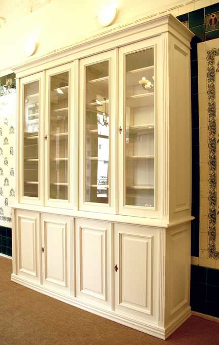 Bücherschrank aus Massivholz Erle in weiß DOPPLER23 - Bild 3