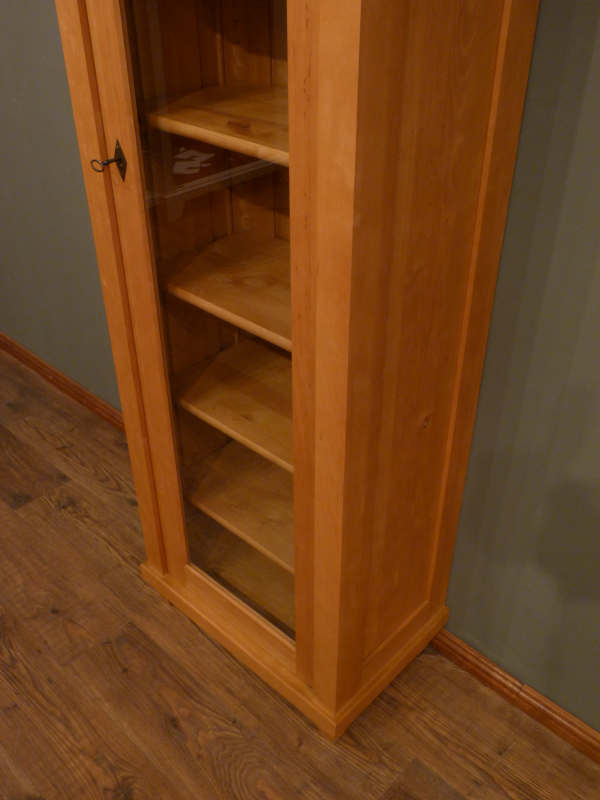 Bücherschrank in Erle massiv, natur 2