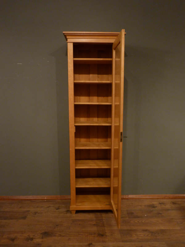 Bücherschrank in Erle massiv, natur 2