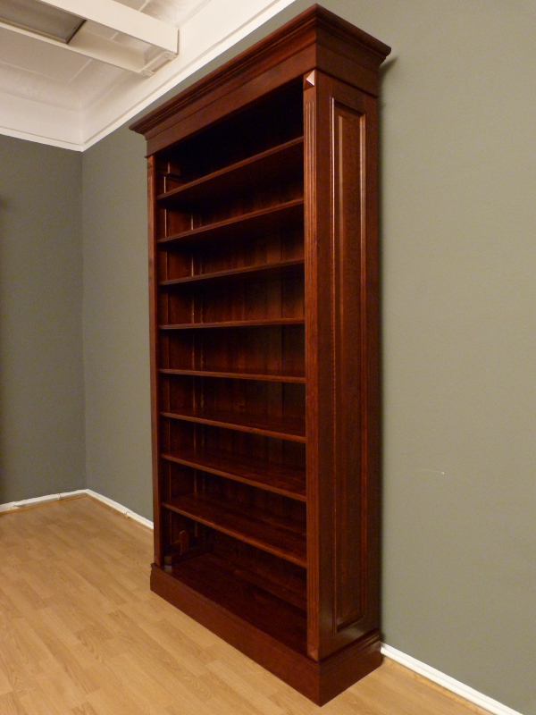 Bücherregal Massivholz im Mahagoniton EINER9