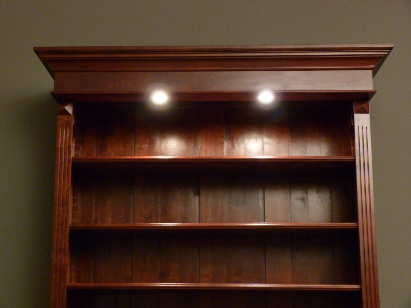 Bücherregal mit geschlossenem Unterbau, Erle massiv, EINER15