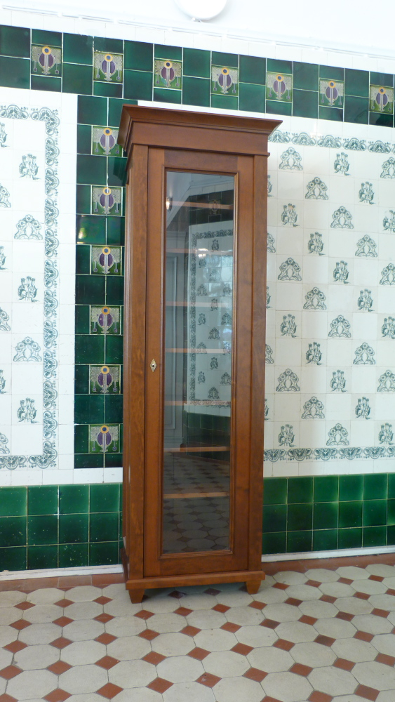 Massivholz Bücherschrank, komplett zerlegbar und alle Böden verstellbar