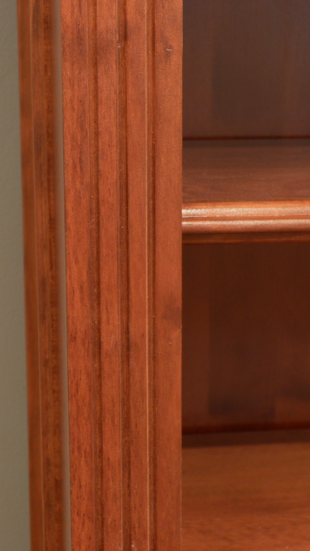 Massivholz Bücherregal im klassischen Stil