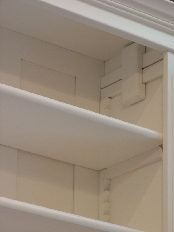 Massivholz Bücherregal, dreifach strukturiert