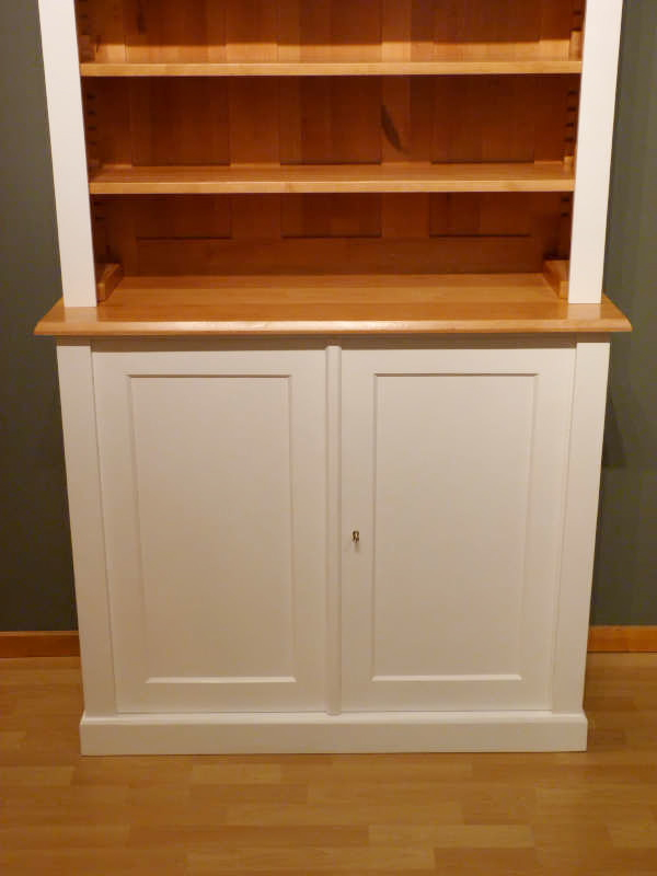 Massivholz Bücherregale nach Maß, Erle Natur/ weiss lasiert, EINER17