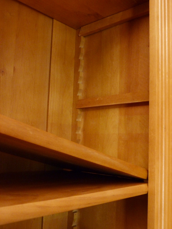 Massivholz Bücherregale nach Maß, Dreier mit mit geschlossenem Unterbau