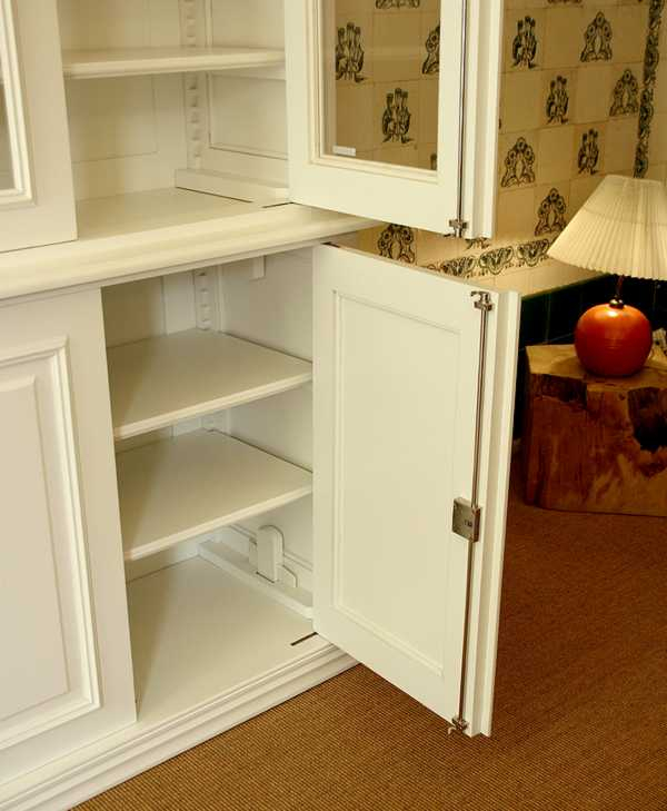 Regalböden sind höhenverstellbar am Modell DOPPLER23 - Bild 7