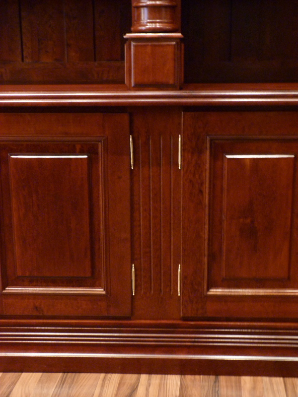 Bücherregale nach Maß, Massivholz Regal, monumentale Ausführung mit Säulen