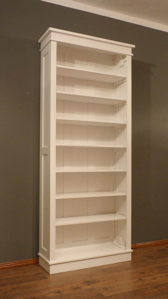 Massivholz Bücherregal im Bauhausstil