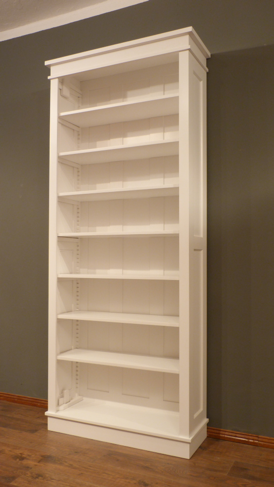 Massivholz Bücherregal im Bauhausstil